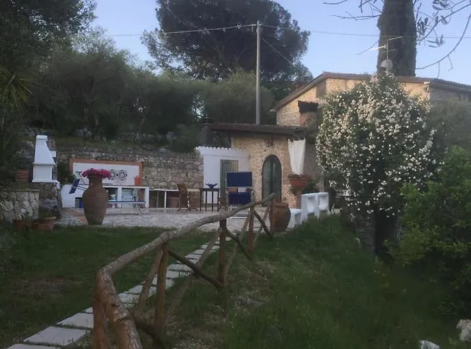 H.m. Country house Sonnino