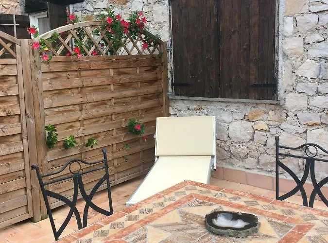 H.m. Country house Sonnino